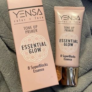 Yensa color and face. Tone up primer Essential Glow